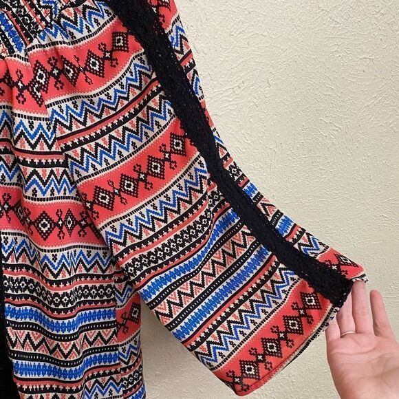 Signature I Studio Multi-Color Aztec embroidered Striped 3/4 Sleeve Shirt M - Picture 3 of 6